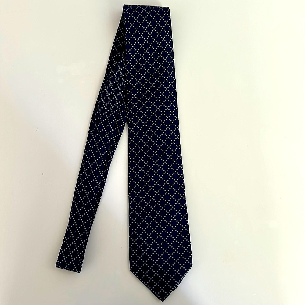 Authentic HERMES Double Silk Tie.